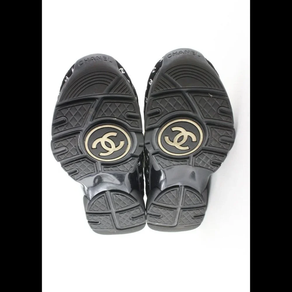 Chanel Women's 36 Light Brown x Black CC All Over Trainer Sneaker 1CJ0106